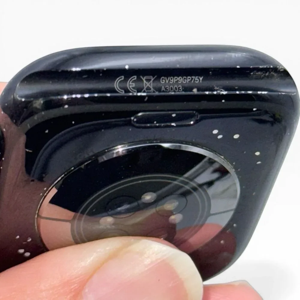 Apple Watch Series 10 46mm GPS WiFi Unlocked Aluminum A A3003 - Battery 100%